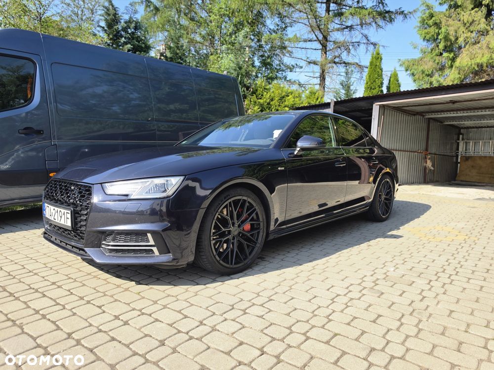 Audi A4 Limousine - 2