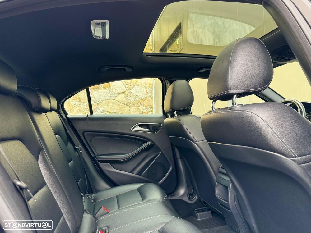 Mercedes-Benz A 180 CDI (BlueEFFICIENCY) Urban - 16