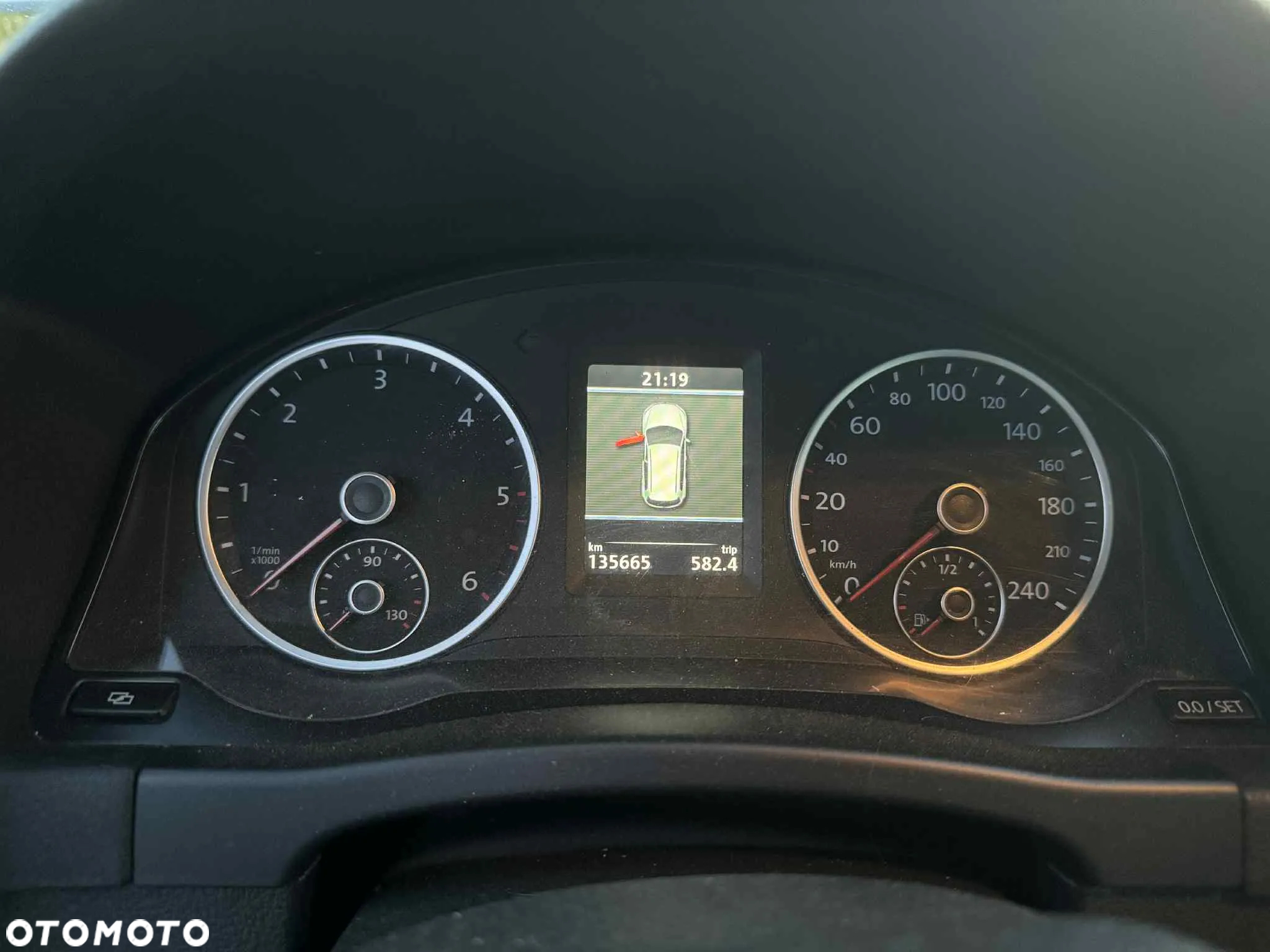 Volkswagen Tiguan 2.0 TDI 4Mot Sport DSG - 9