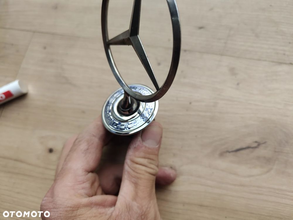 MERCEDES W210 W211 W220 W221 W203 W212 CELOWNIK MASKI EMBLEMAT ZNACZEK - 7