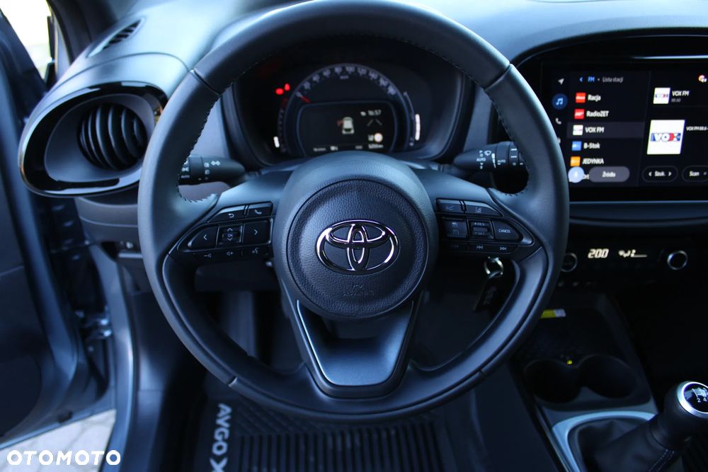 Toyota Aygo X 1.0 VVT-i Executive - 24