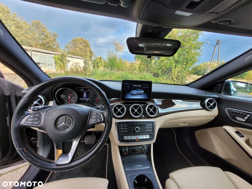 Mercedes-Benz CLA - 20