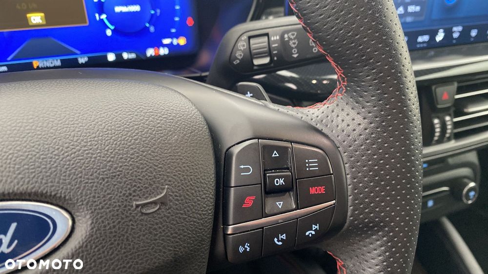 Ford Focus 2.3 EcoBoost ST X - 21