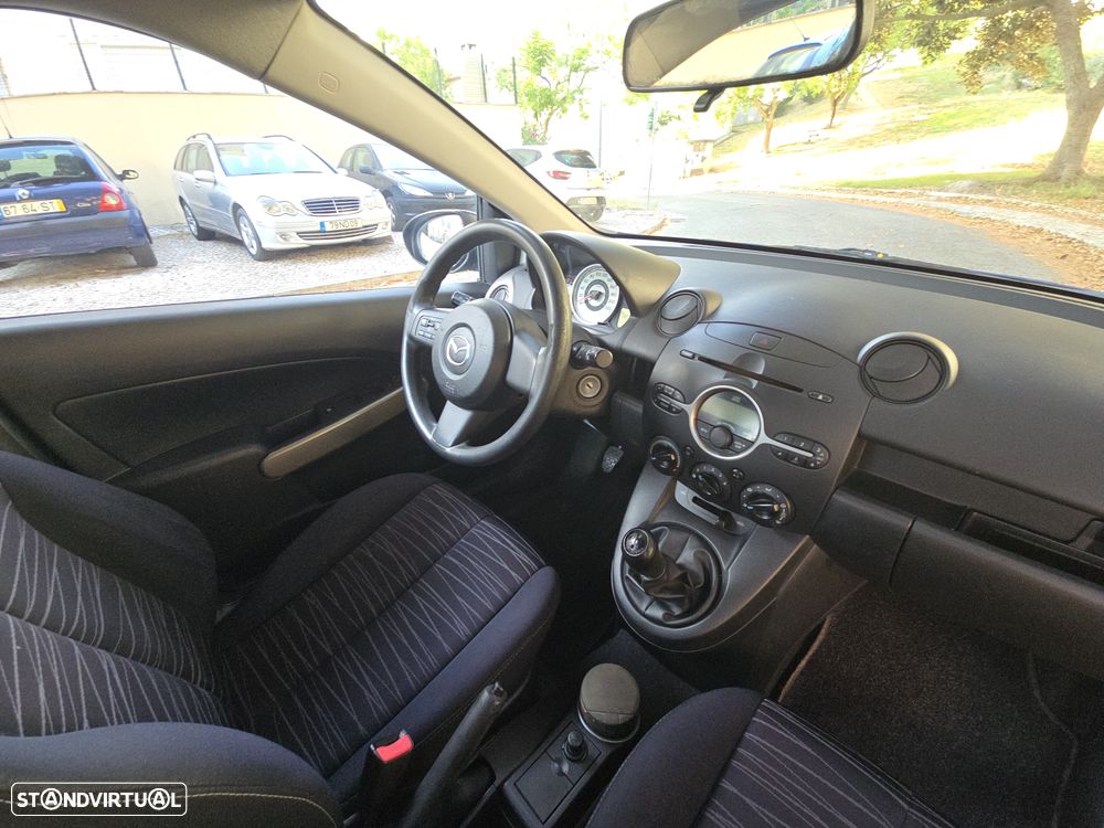 Mazda 2 1.3 MZR Comfort - 23