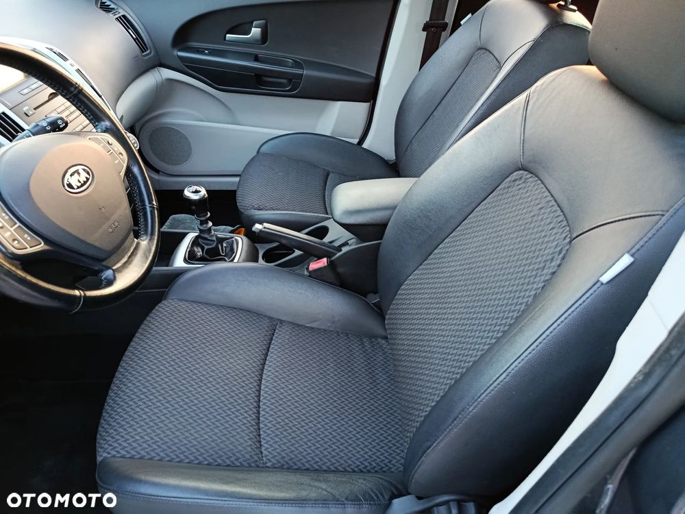 Kia Ceed 1.6 CVVT EX - 26