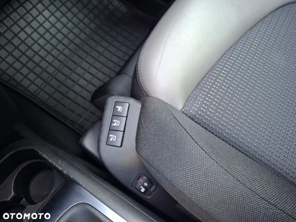 Citroën C4 Grand Picasso BlueHDi 120 Exclusive - 28