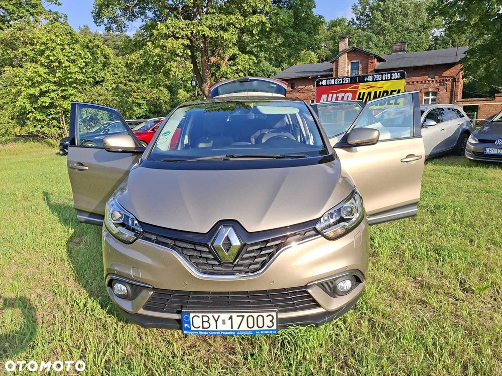 Renault Scenic - 8