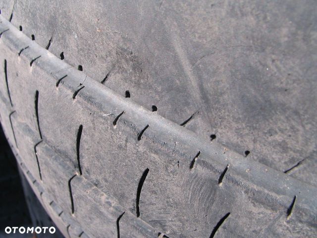 2 x Bridgestone R-STEER 265/70R17,5 - 4
