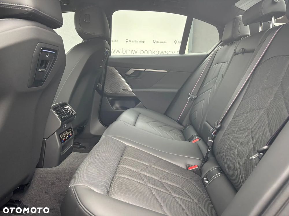 BMW Seria 5 520d xDrive mHEV M Sport - 22