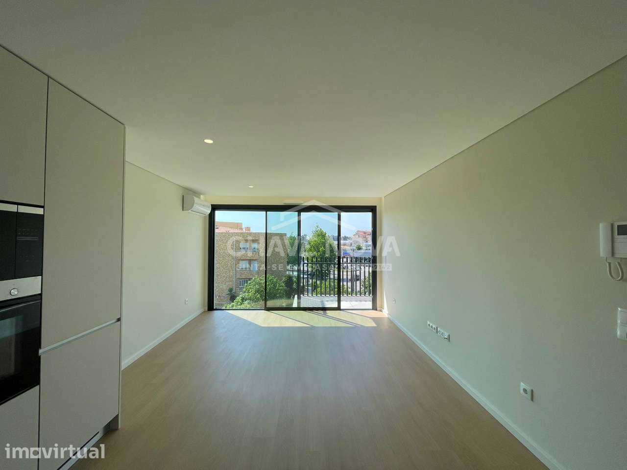 Apartamento T2 Novo c/Varanda (Poente) em Vilar do Paraíso - Grande imagem: 4/24