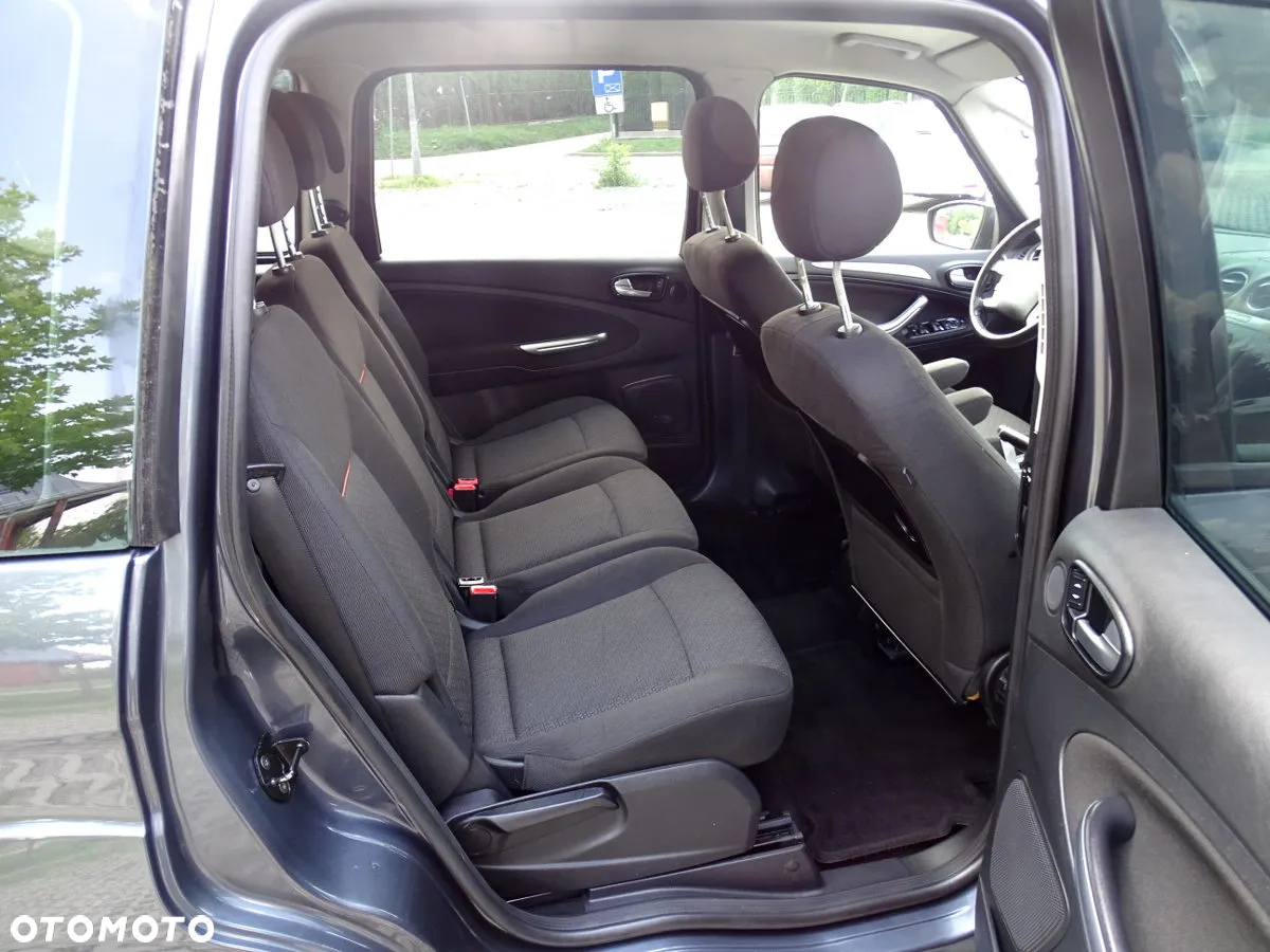 Ford Galaxy 2.0 TDCi Ambiente - 14