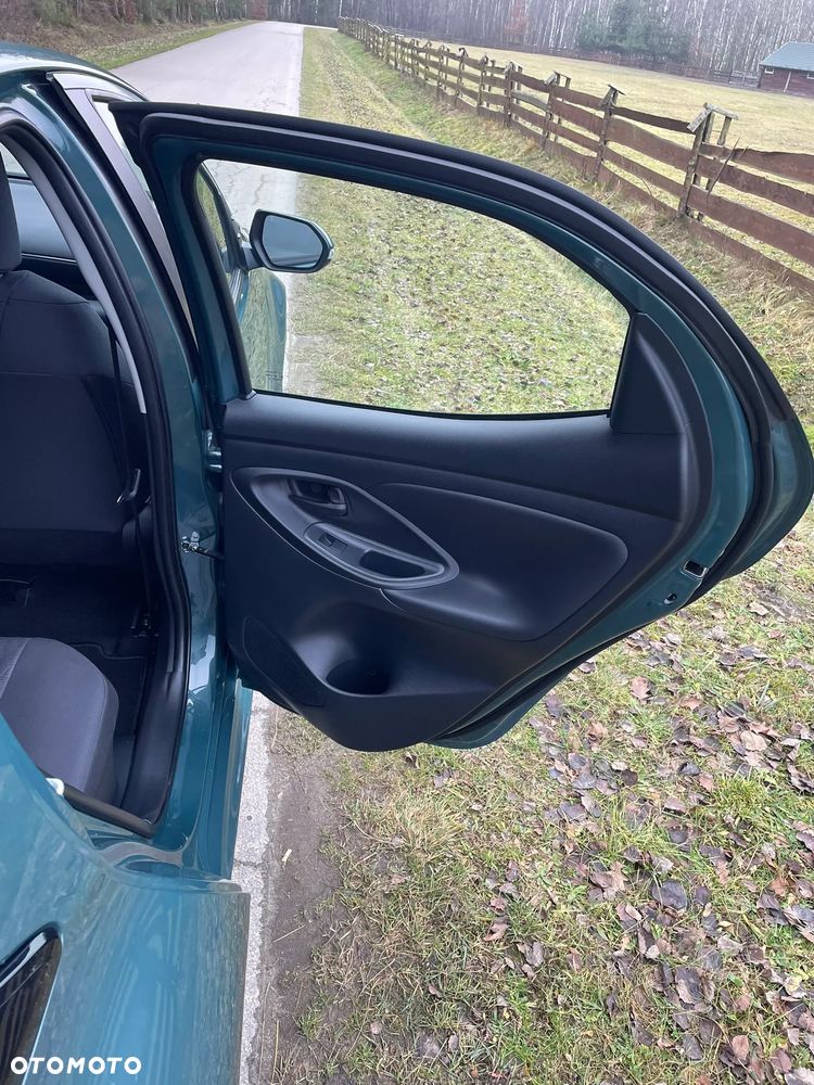 Toyota Yaris Hybrid 1.5 Comfort - 14