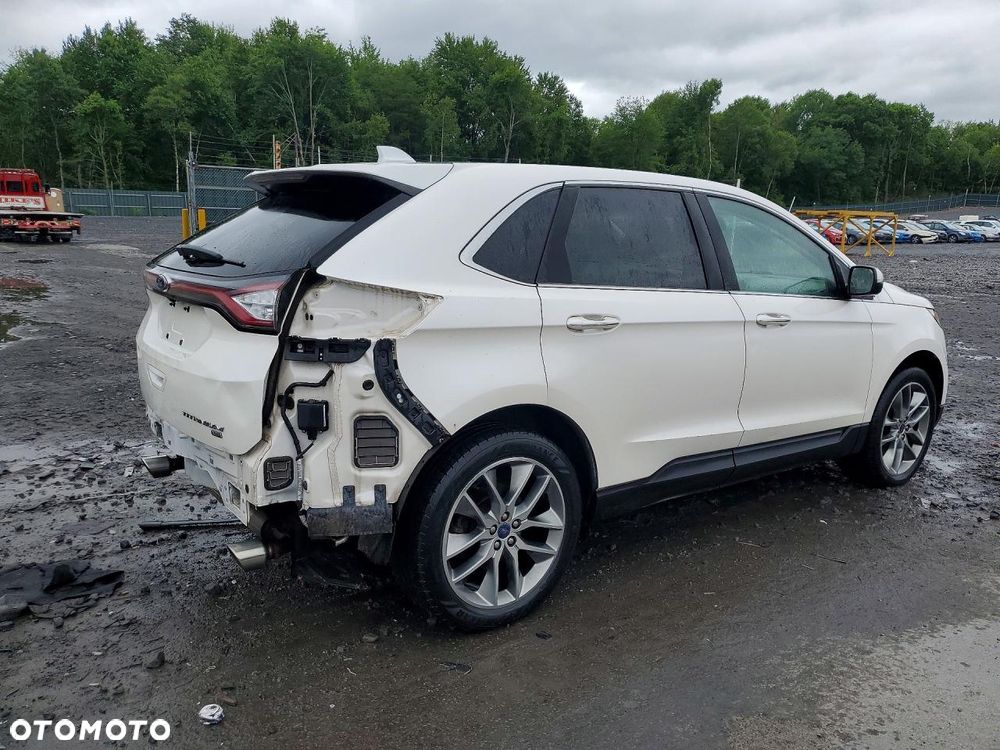 Ford Edge - 4