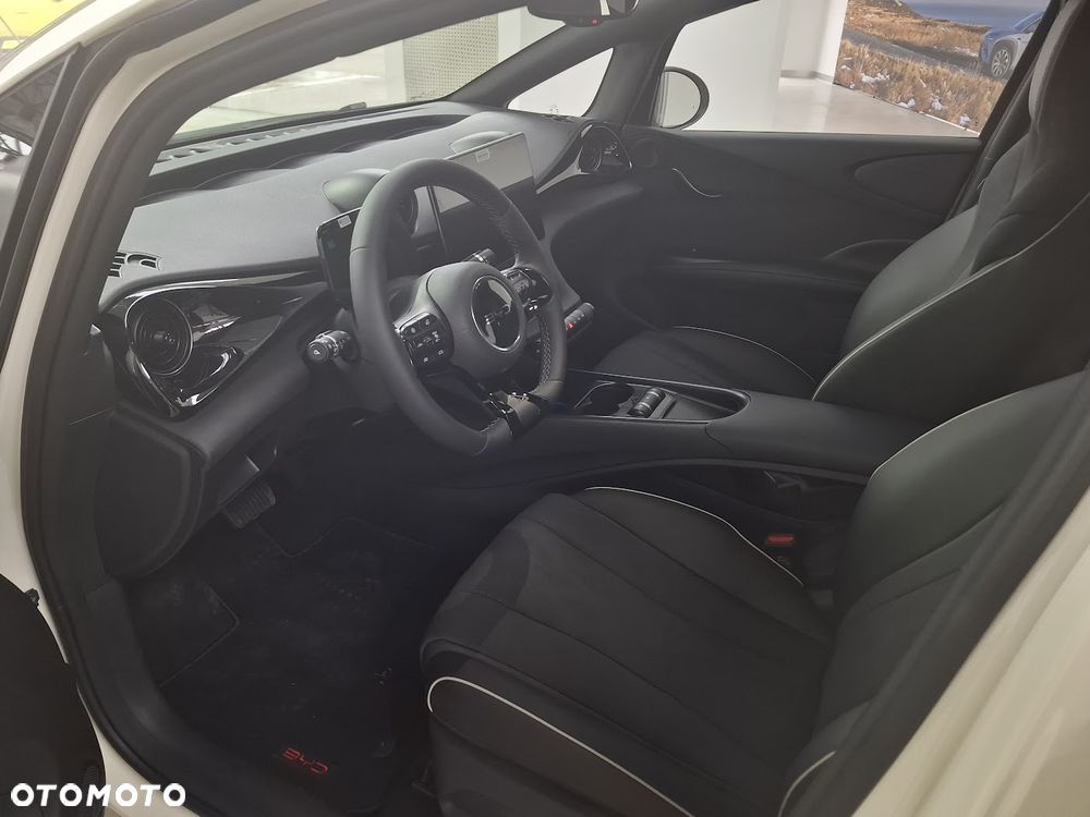 BYD Dolphin 60.4kWh Comfort - 5