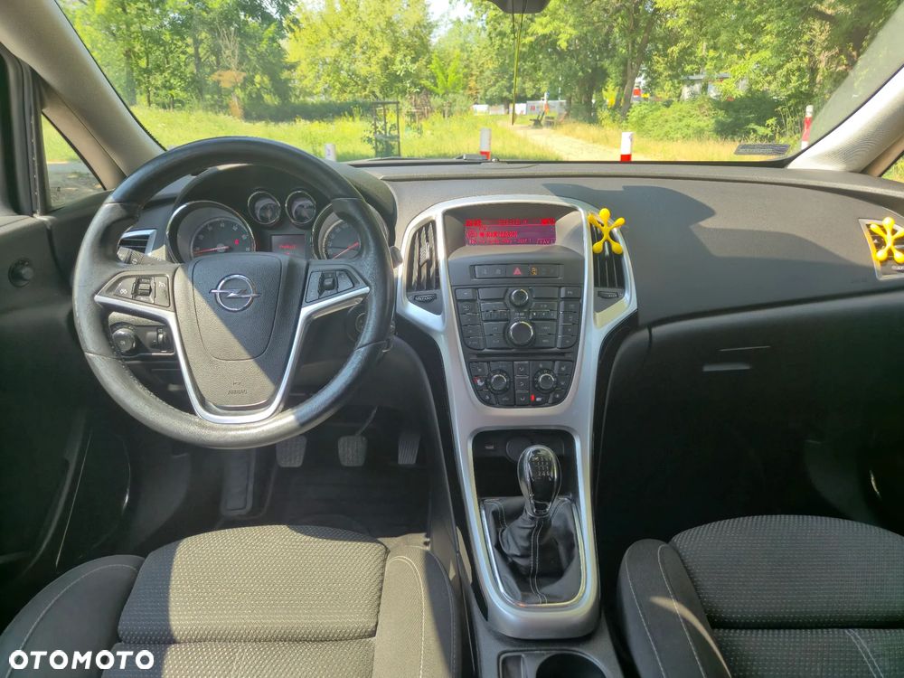 Opel Astra 1.4 T Cosmo - 8