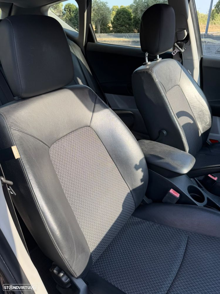 Kia Ceed SW 1.6 CRDi EX - 8