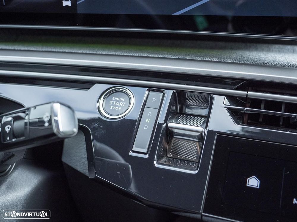 Peugeot E-3008 73 kWh Allure - 37