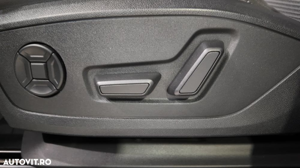 Audi Q3 45 TFSIe S tronic - 13