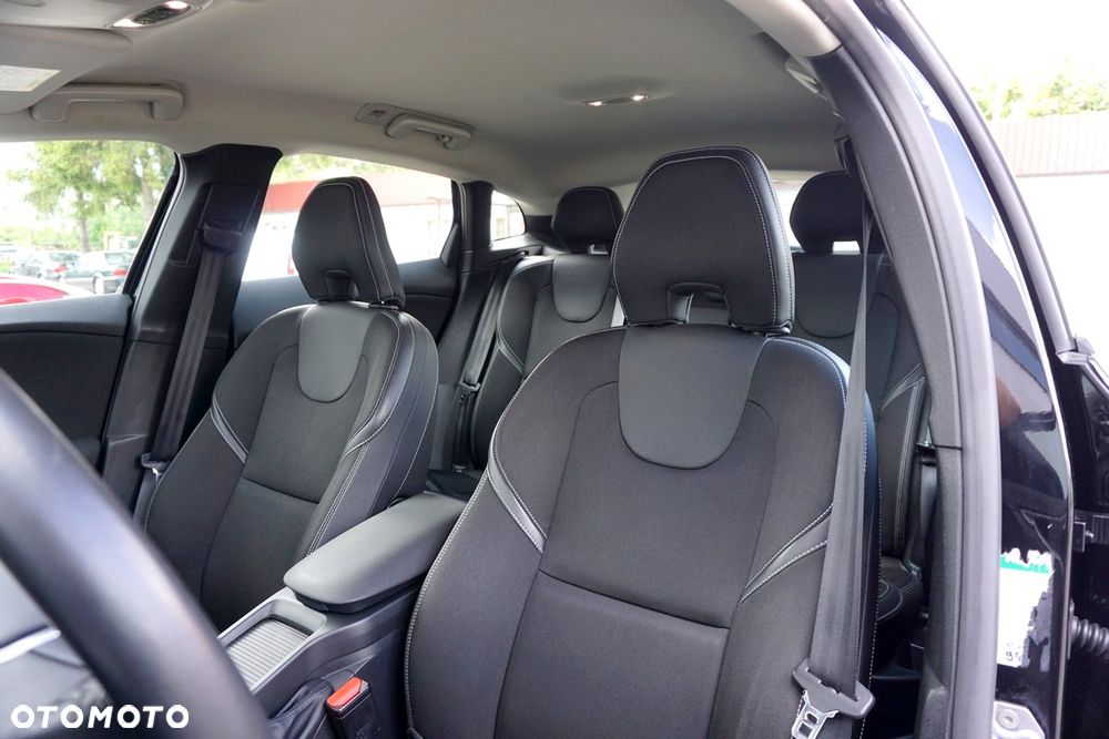 Volvo V40 T2 Drive-E Summum - 22
