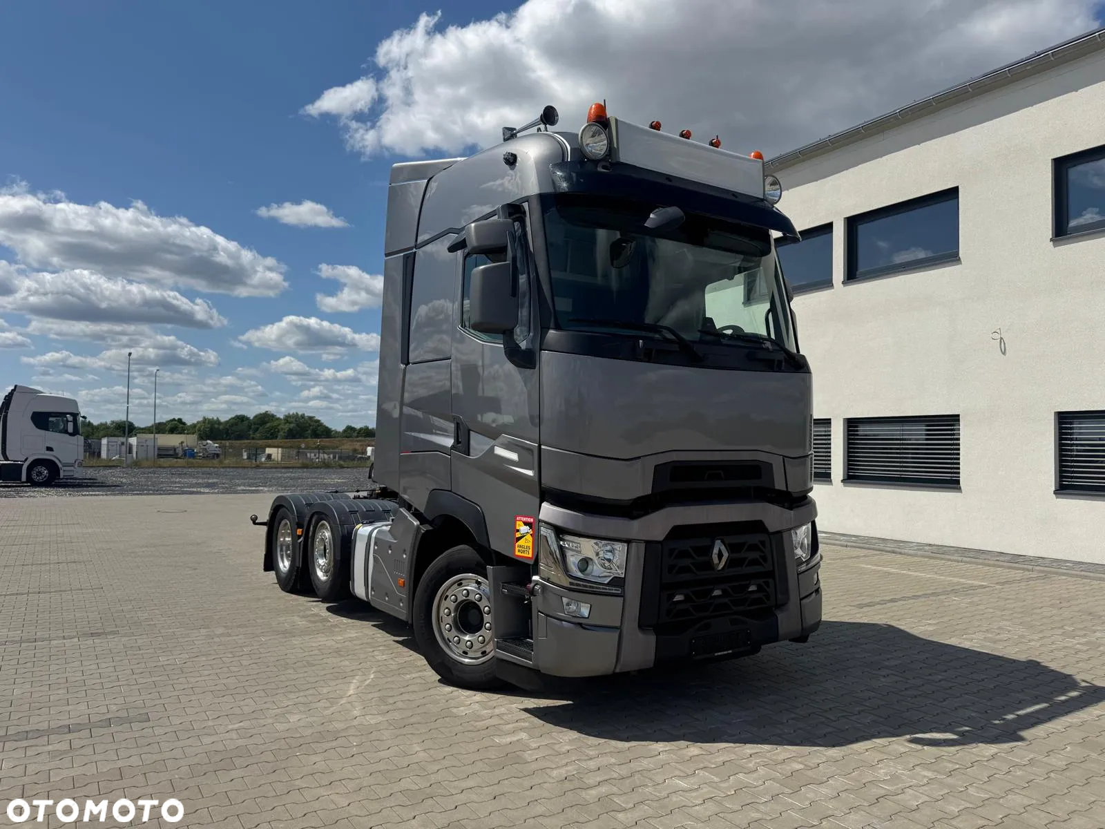 Renault T 520 HIGH 6x2/ 360Tkm/ PUSCHER /NAVI/ FULL LED/ XENON/ Masa Wlasna 9245kg/ REGULOWNE SIODŁO - 3
