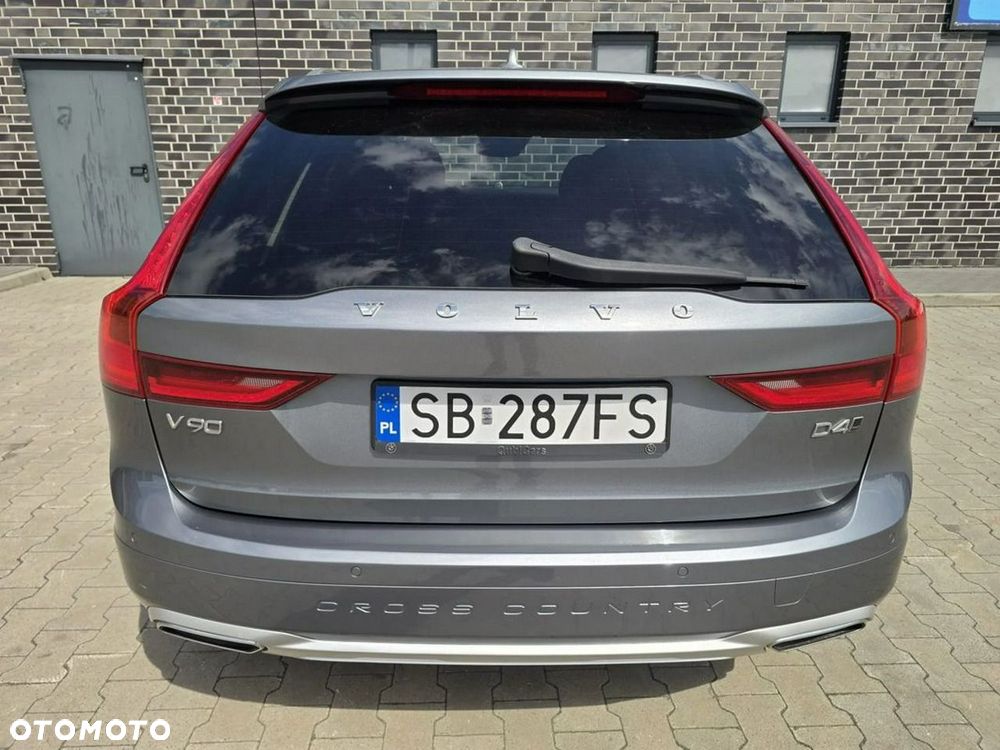 Volvo V90 Cross Country D4 AWD - 16