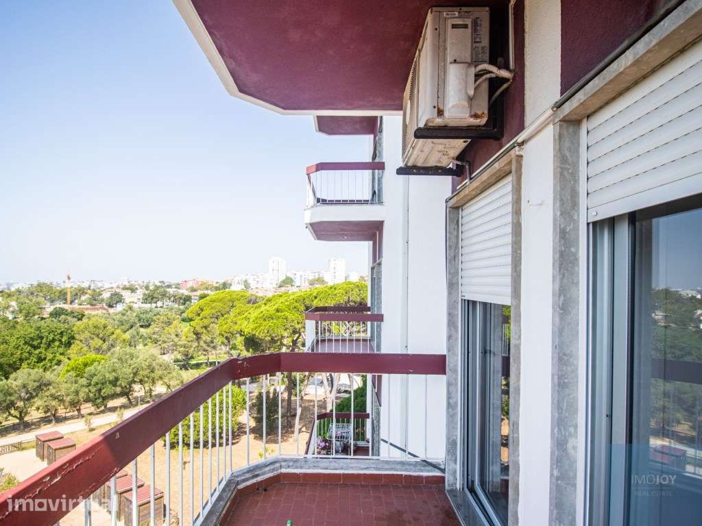 Apartamento T3 em Alapraia - Grande imagem: 4/22