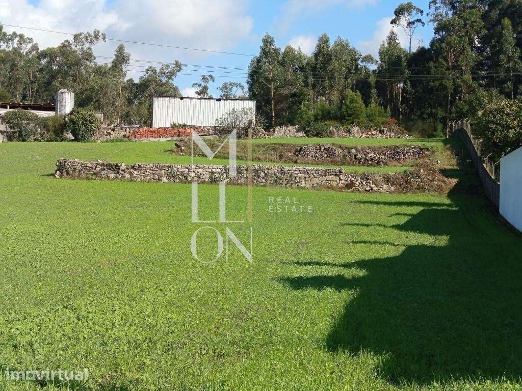 Terreno com características de génese rural, inserido em zona predomin - Grande imagem: 2/7