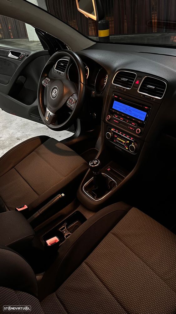 VW Golf 1.6 TDi Confortline - 21