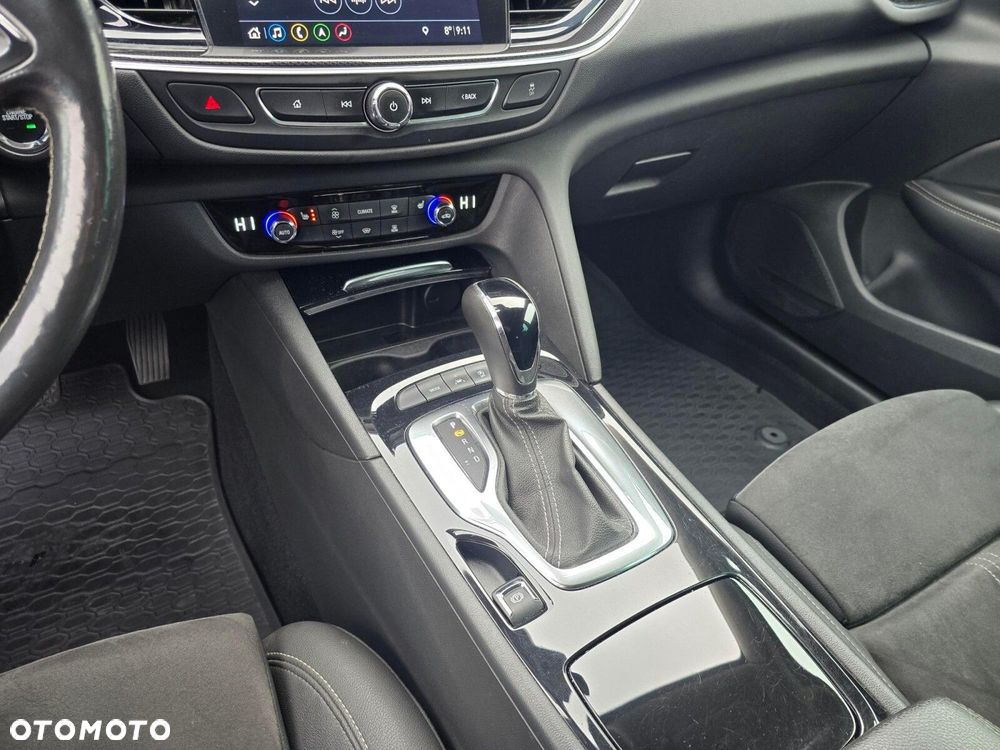 Opel Insignia 2.0 T Elegance S&S - 21