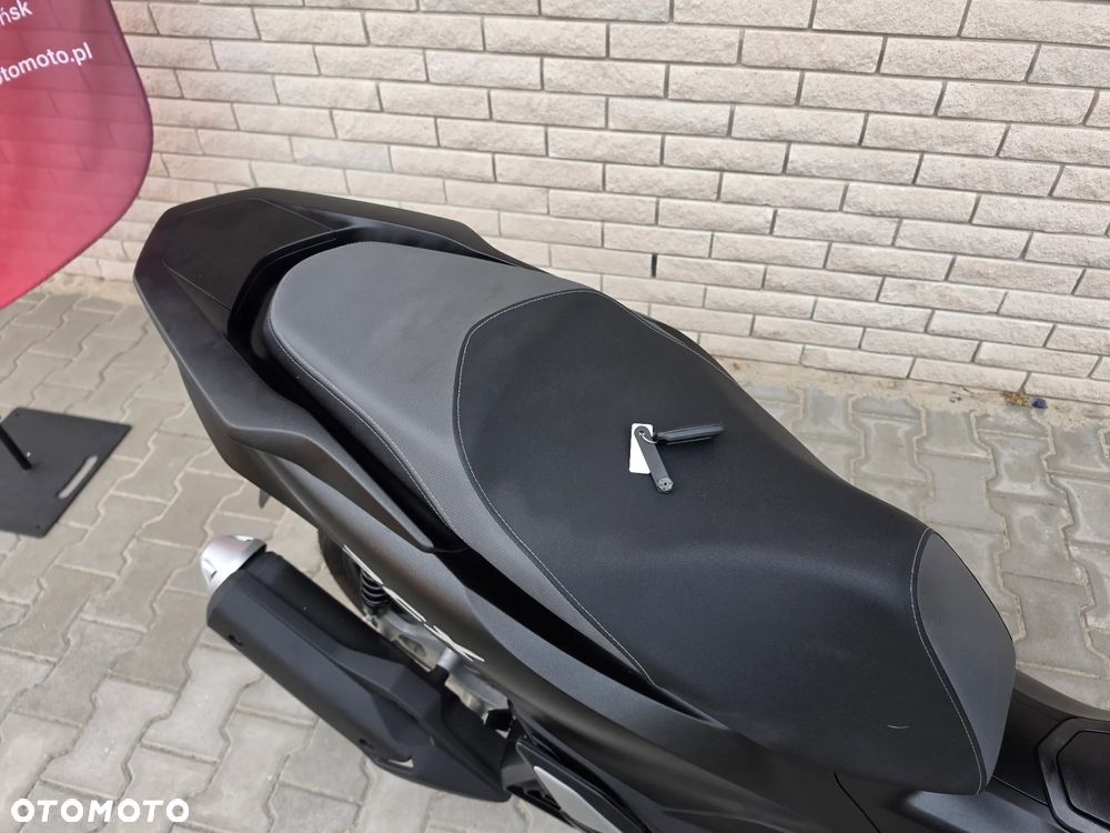 Honda PCX - 10