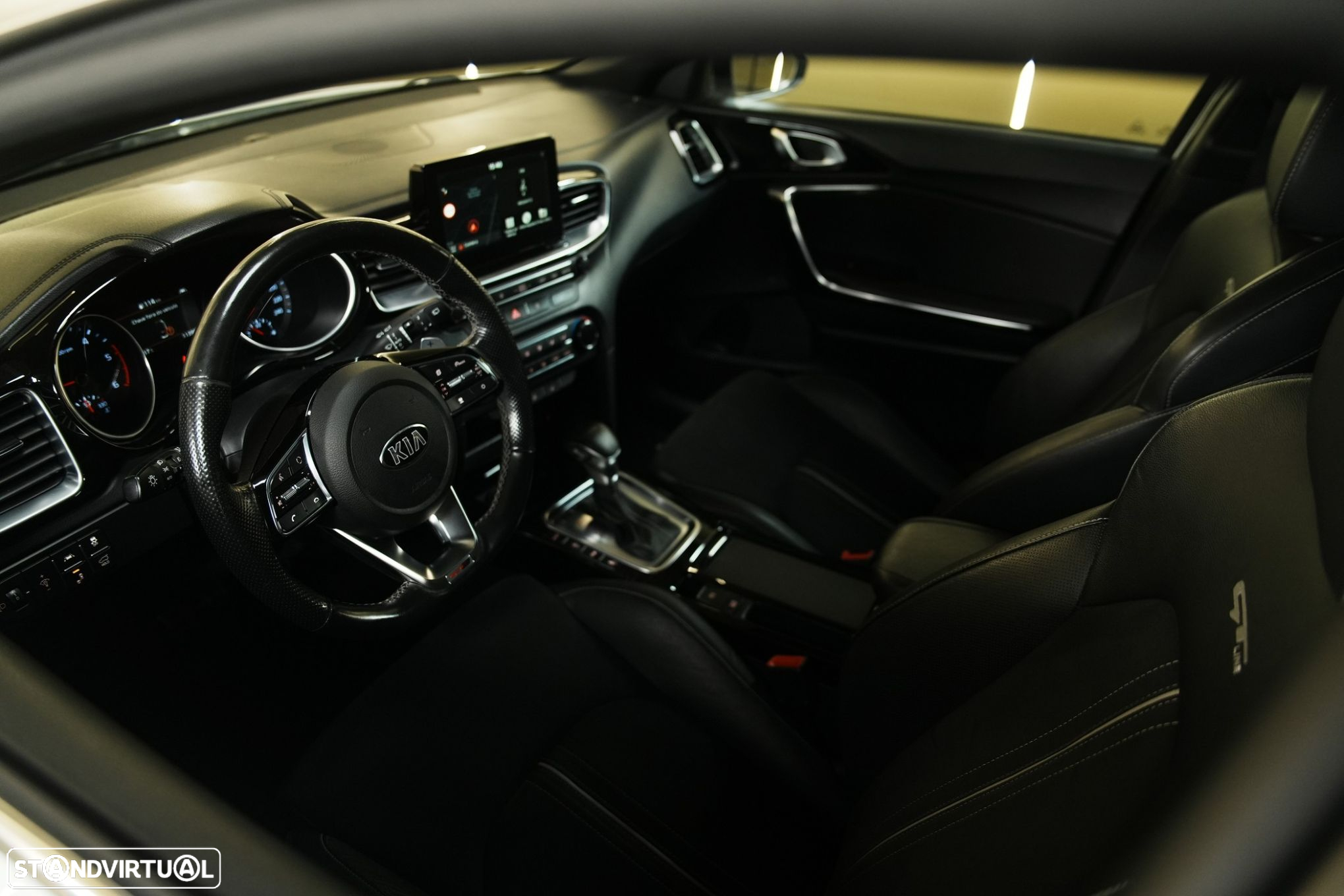 Kia ProCeed 1.6 CRDi GT Line+SRF 7DCT - 37