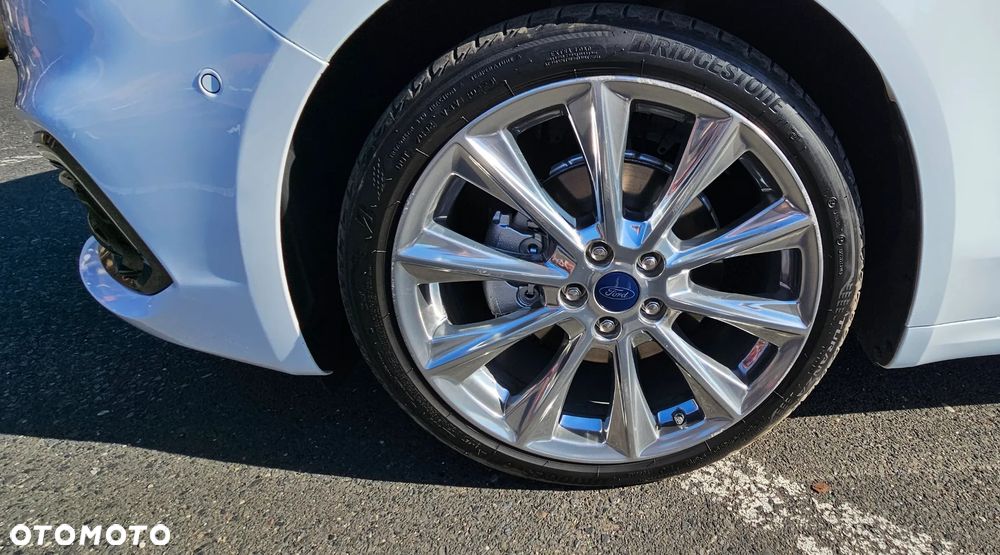 Ford Mondeo - 39