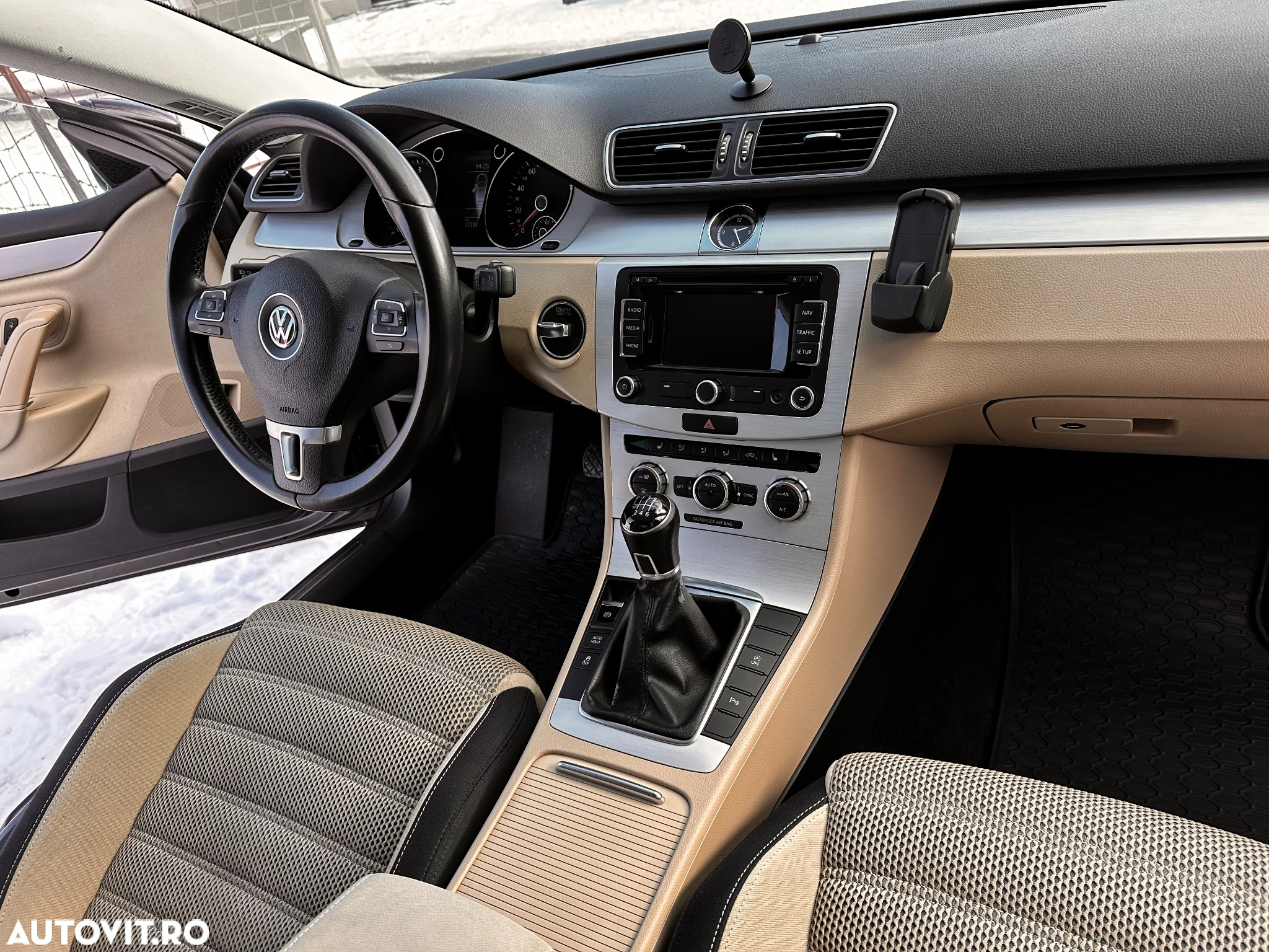 Volkswagen Passat CC 2.0 TDI BlueMotion Technology - 8