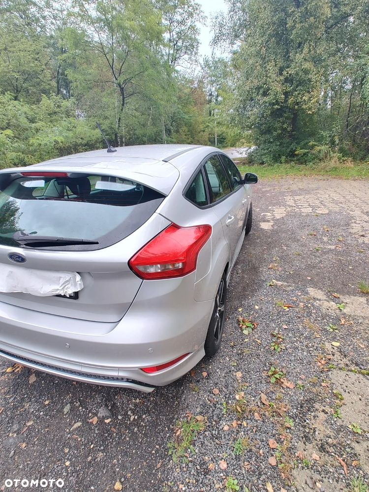Ford Focus - 6