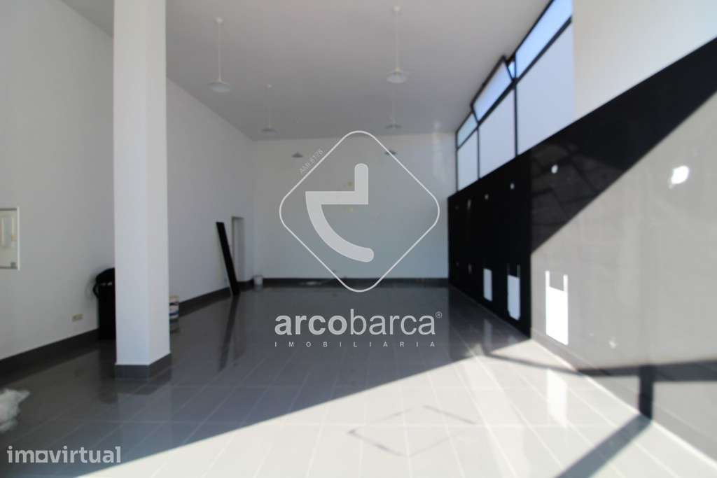 Vende-se Loja com58,5m2 - 84,500 Euros - Ponte da Barca - Grande imagem: 5/10