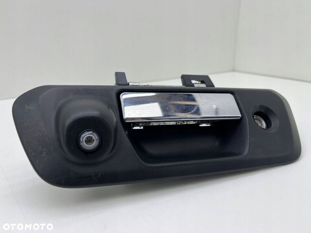 MERCEDES X470 PRZYCISK KLAPY KAMERA COFANIA KOMPLET A0009050906 - 1