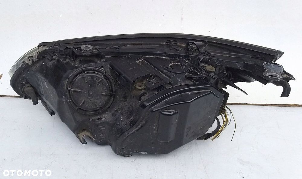 REFLEKTOR PRAWY LAMPA PRAWA BMW 5 E60 E61 XENON - 2