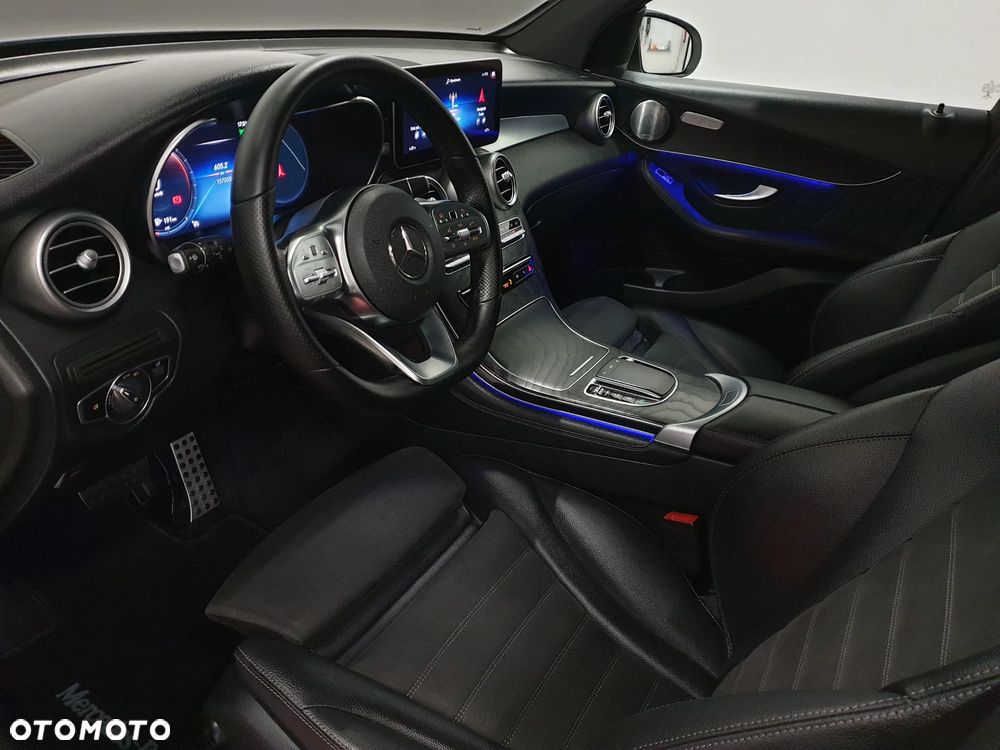 Mercedes-Benz GLC 220 d 4Matic 9G-TRONIC AMG Line Plus - 39
