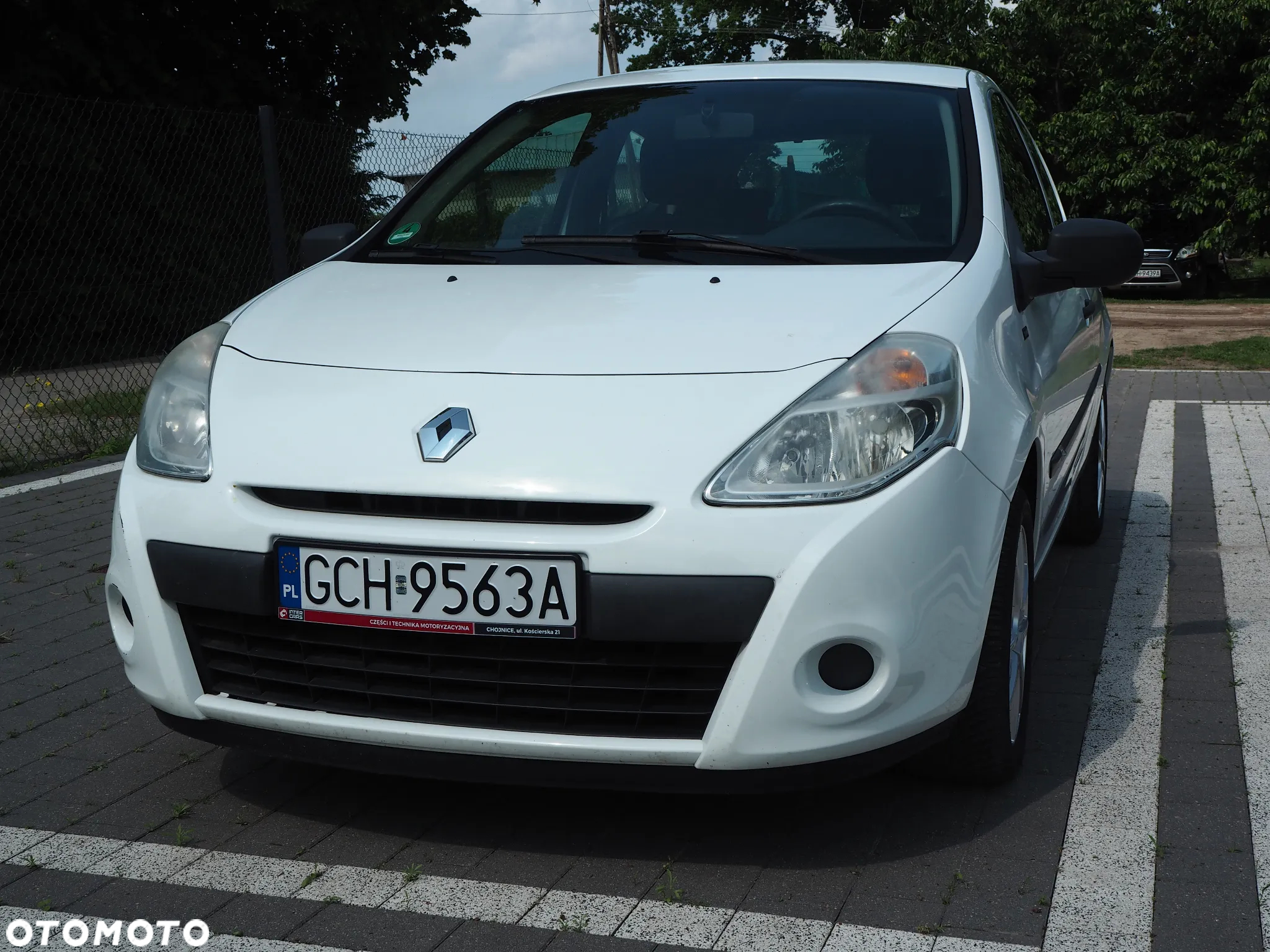 Renault Clio 1.2 16V 75 Expression - 2