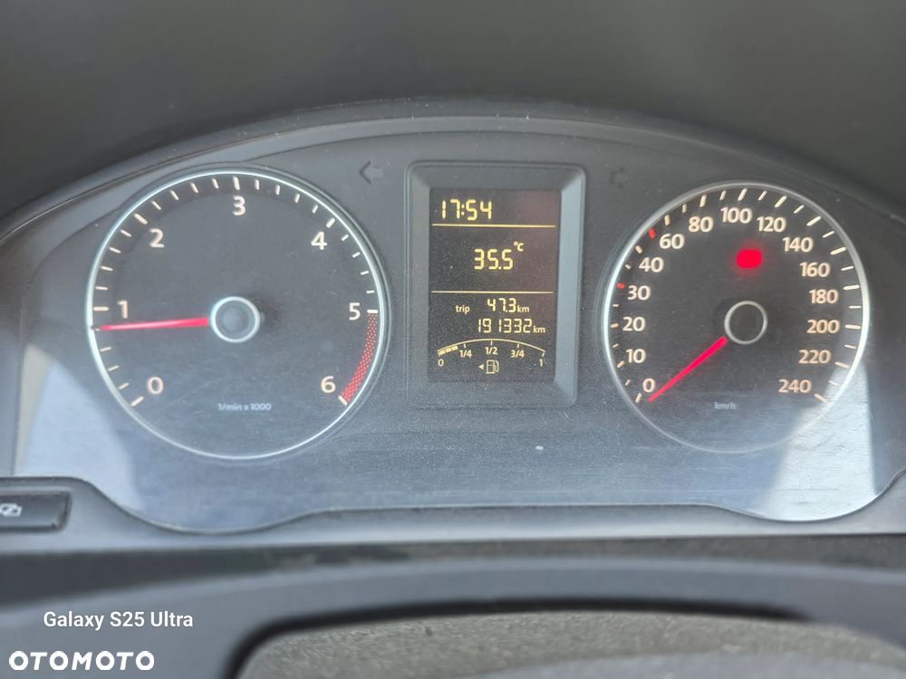 Volkswagen Transporter - 25