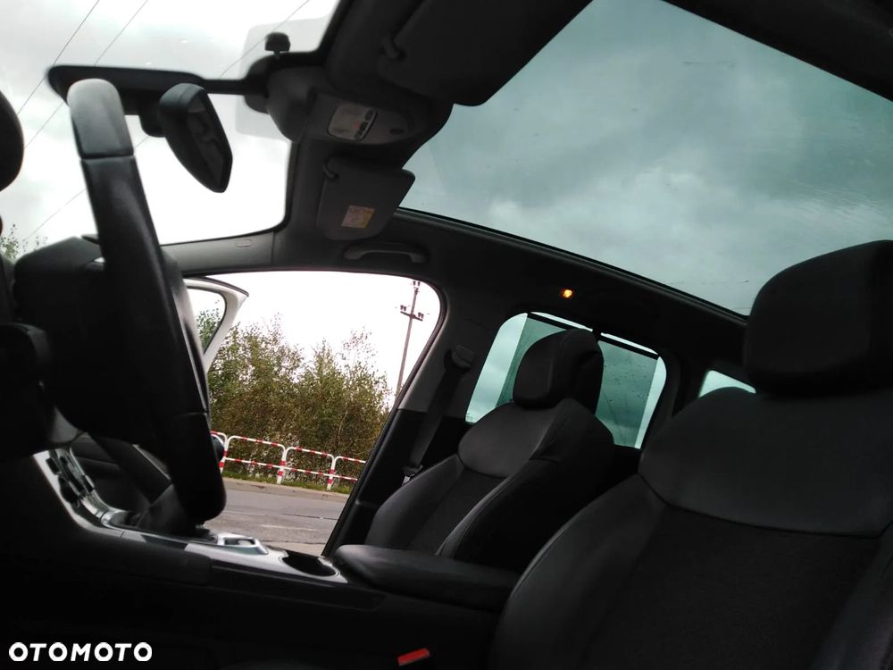 Peugeot 3008 HDi 115 Allure - 30