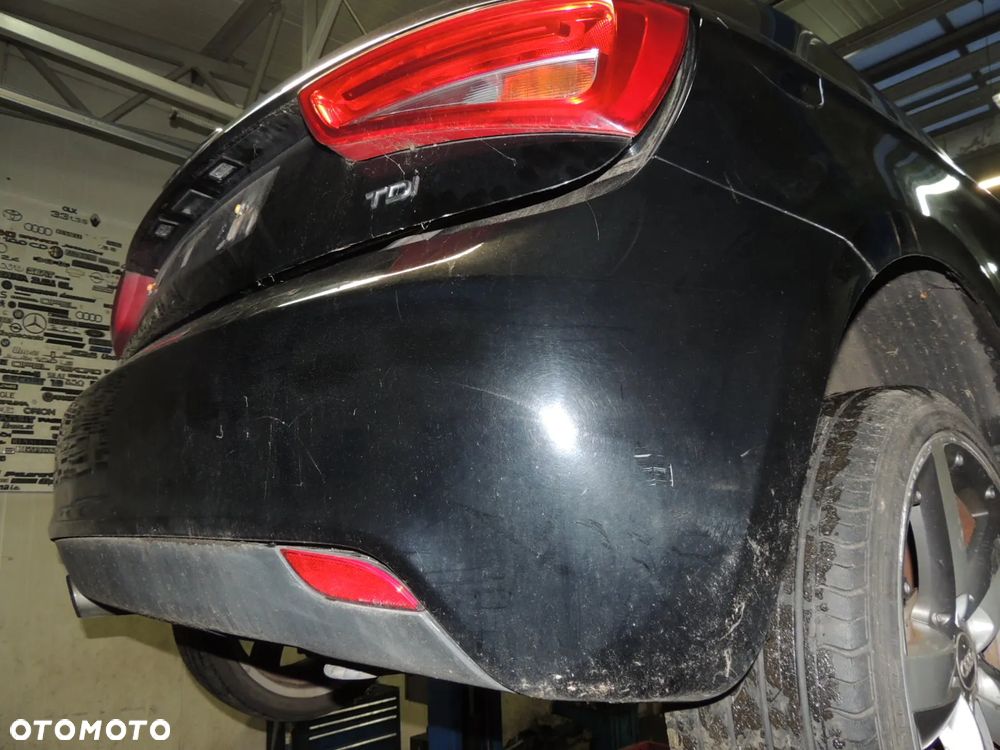 Zderzak tył AUDI A1 8X '11 1.6 TDI - 2
