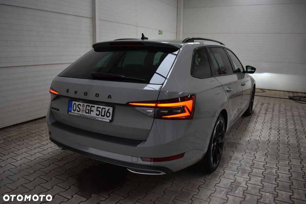 Skoda Superb 2.0 TDI Sportline DSG - 9