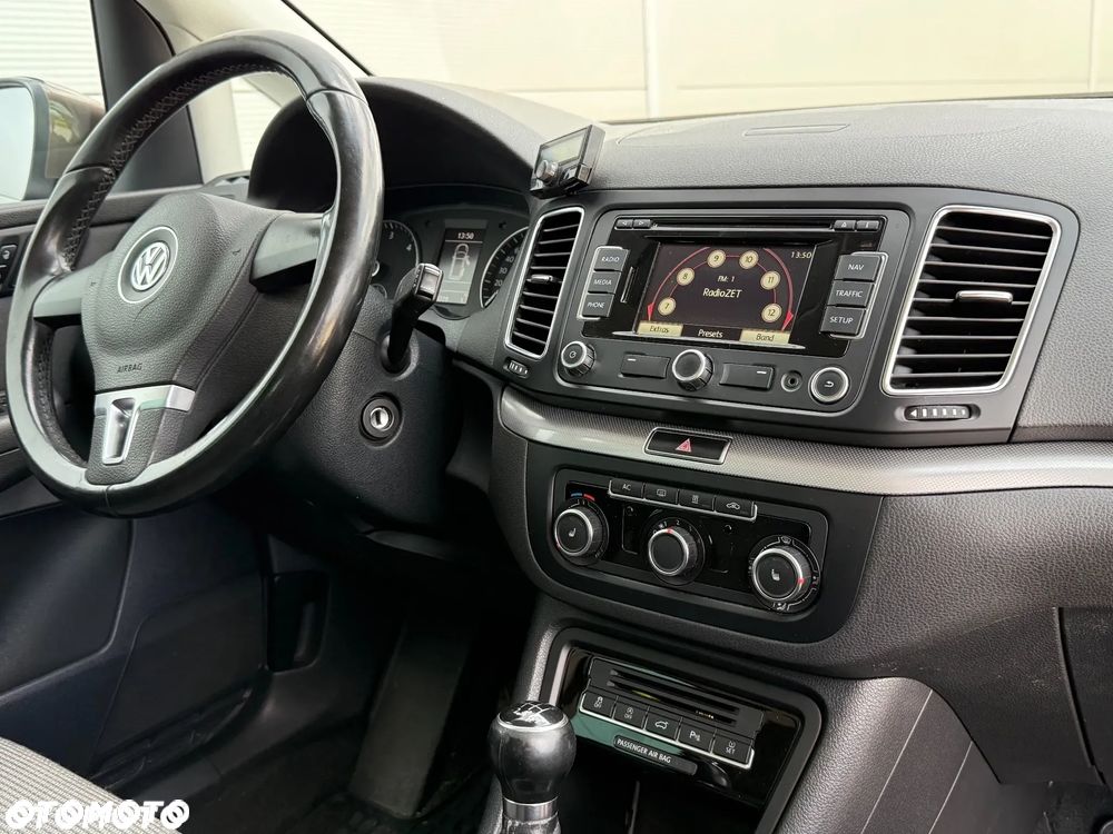 Volkswagen Sharan 2.0 TDI DPF BlueMotion Comfortline - 8