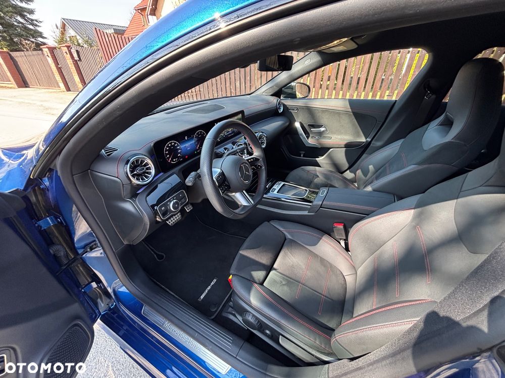 Mercedes-Benz CLA 200 AMG Line 7G-DCT - 15