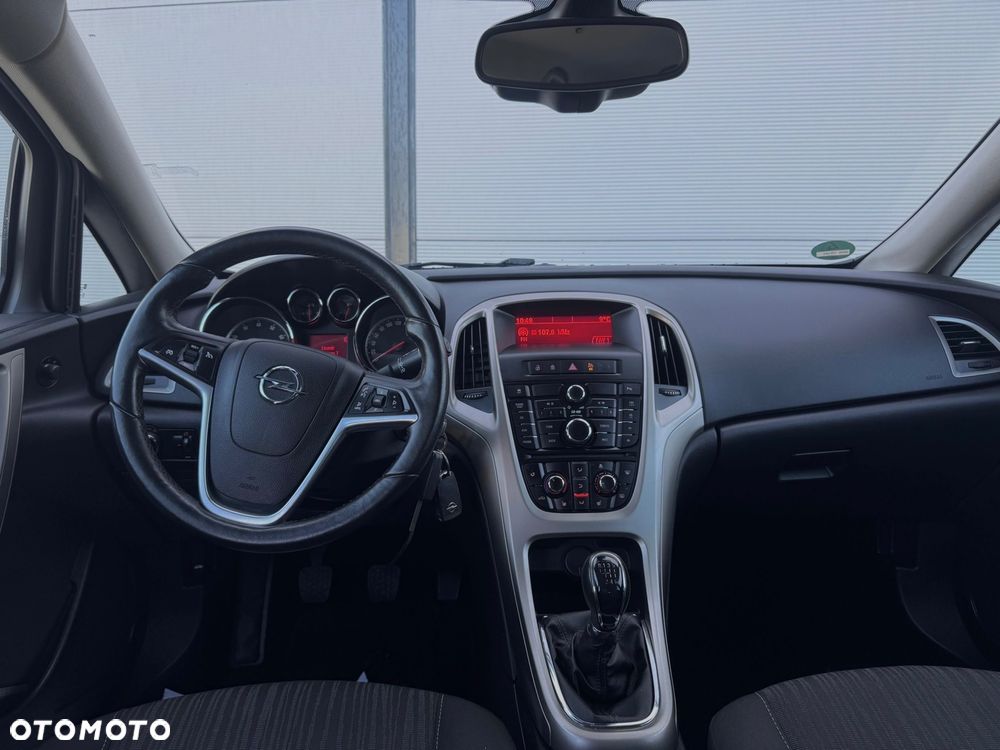 Opel Astra 1.4 Turbo Edition - 30