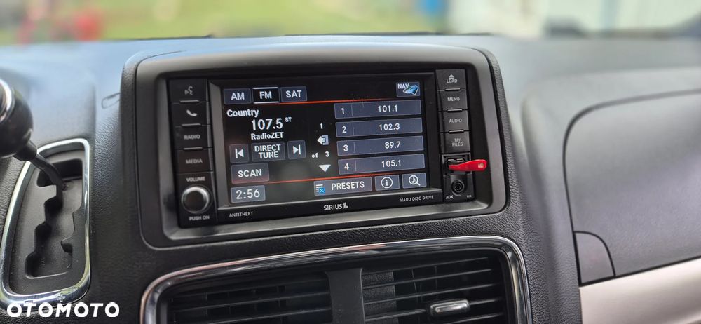 Dodge Grand Caravan - 9