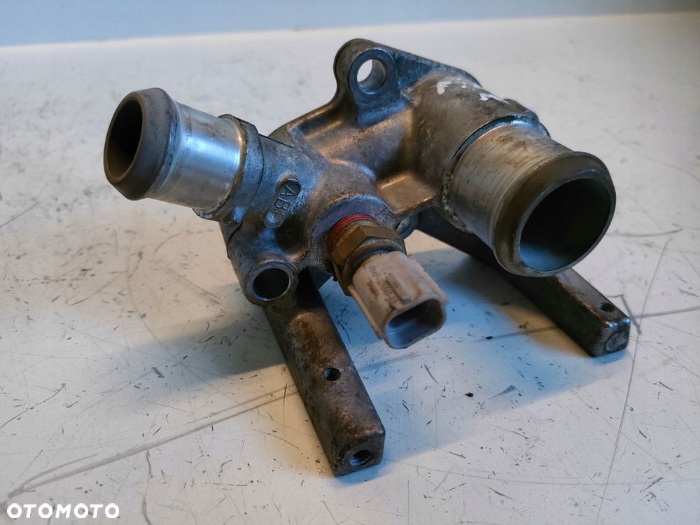 FORD FIESTA MK6 02- 1,4 B OBUDOWA TERMOSTATU - 3