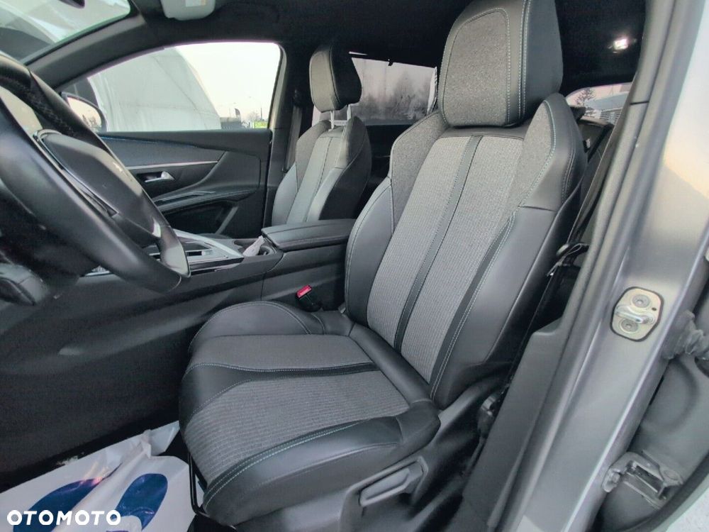 Peugeot 5008 1.5 BlueHDi Allure Pack S&S EAT8 - 29