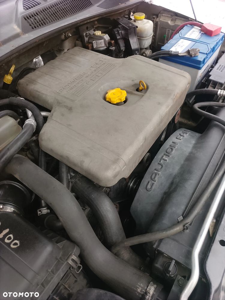 Jeep Cherokee - 34